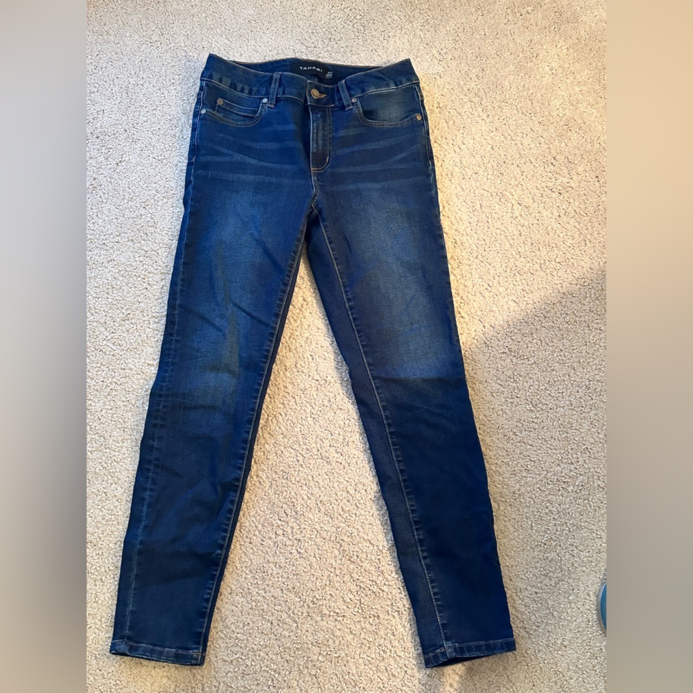 Women’s Tahari jeans
